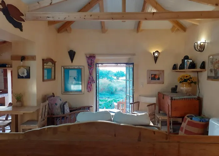 Goatshed Asíni
